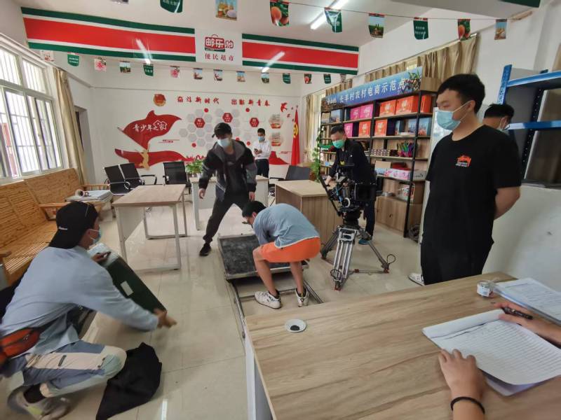 追星女孩心理学分析报告：崇安区广告片拍摄公司揭秘饭圈应援式传播逻辑